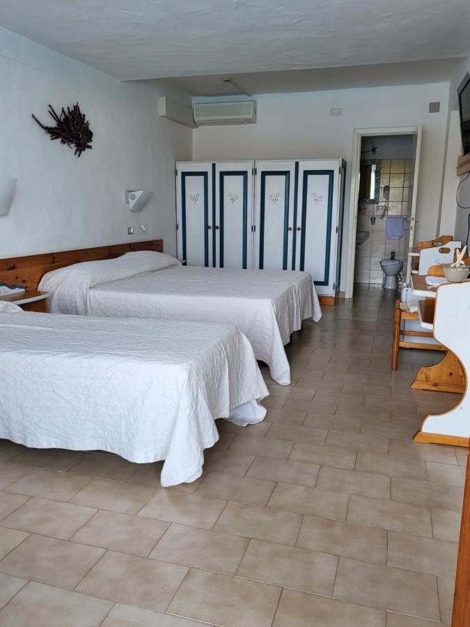 Hotel Olimpia Байя-Сардинія Екстер'єр фото